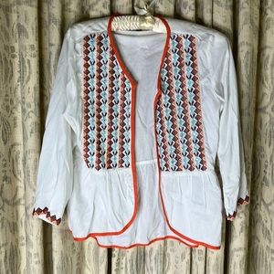 MIRA NWOT white rayon embroidered jacket M global ethnic fair trade